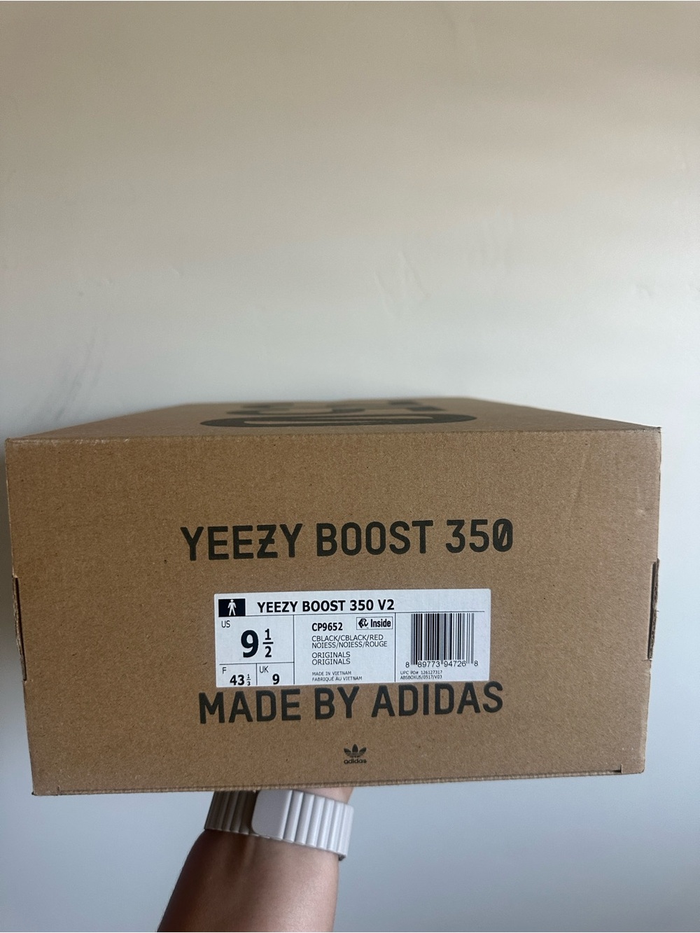 NEW WITH BOX Yeezy Boost 350 V2 Core Black And Red Size 9.5 - Picture 5 of 6